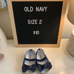 Old Navy peep toes
